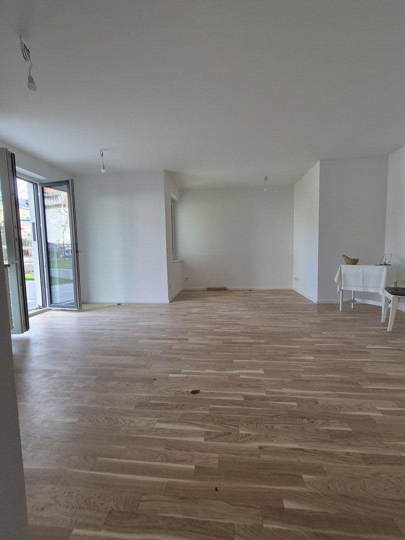 Pronájem bytu 1+1 43 m², Schillerstr. 21, Berlin, Berlín Pronájem bytu 1+1 43 m², Schillerstr. 21, Berlin, Berlín