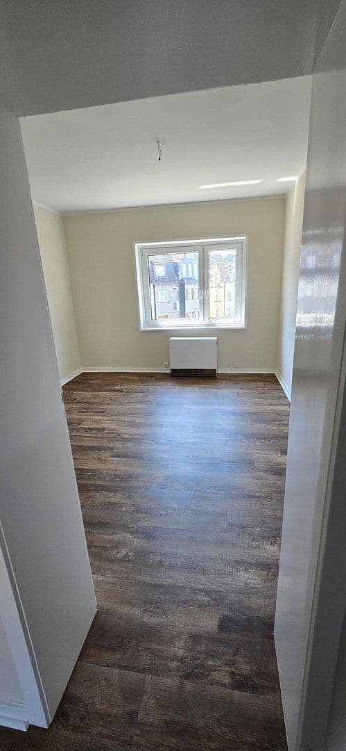 Pronájem bytu 3+1 65 m², Hobeisenstr., Essen, Severní Porýní-Vestfálsko Pronájem bytu 3+1 65 m², Hobeisenstr., Essen, Severní Porýní-Vestfálsko