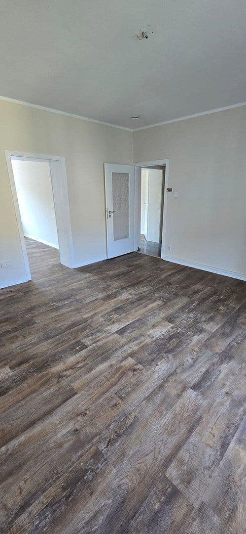 Pronájem bytu 3+1 65 m², Hobeisenstr., Essen, Severní Porýní-Vestfálsko Pronájem bytu 3+1 65 m², Hobeisenstr., Essen, Severní Porýní-Vestfálsko