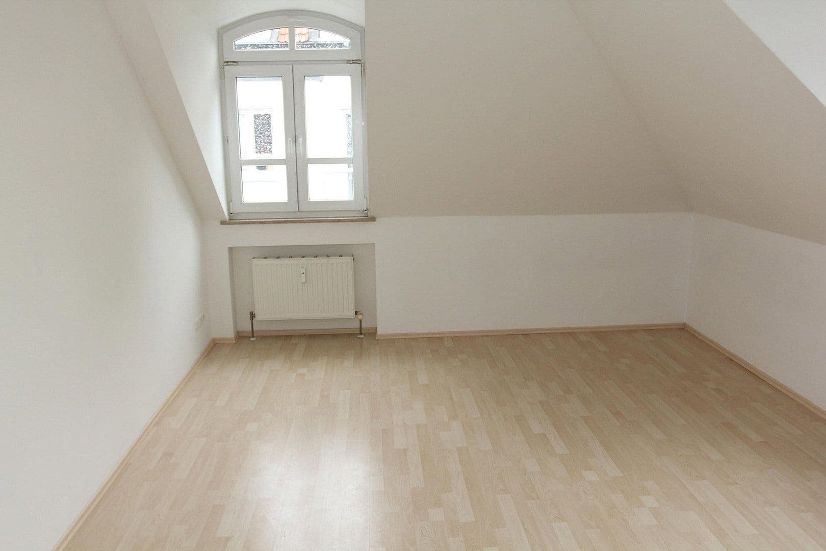 Prodej bytu 2+kk 81 m², Leipzig, Sasko Prodej bytu 2+kk 81 m², Leipzig, Sasko