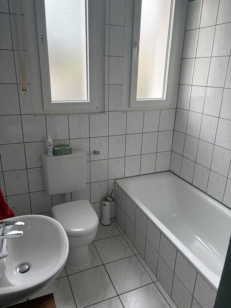 Pronájem kanceláře 104 m², Erzberger Straße 15, Heusenstamm, Hessen Pronájem kanceláře 104 m², Erzberger Straße 15, Heusenstamm, Hessen