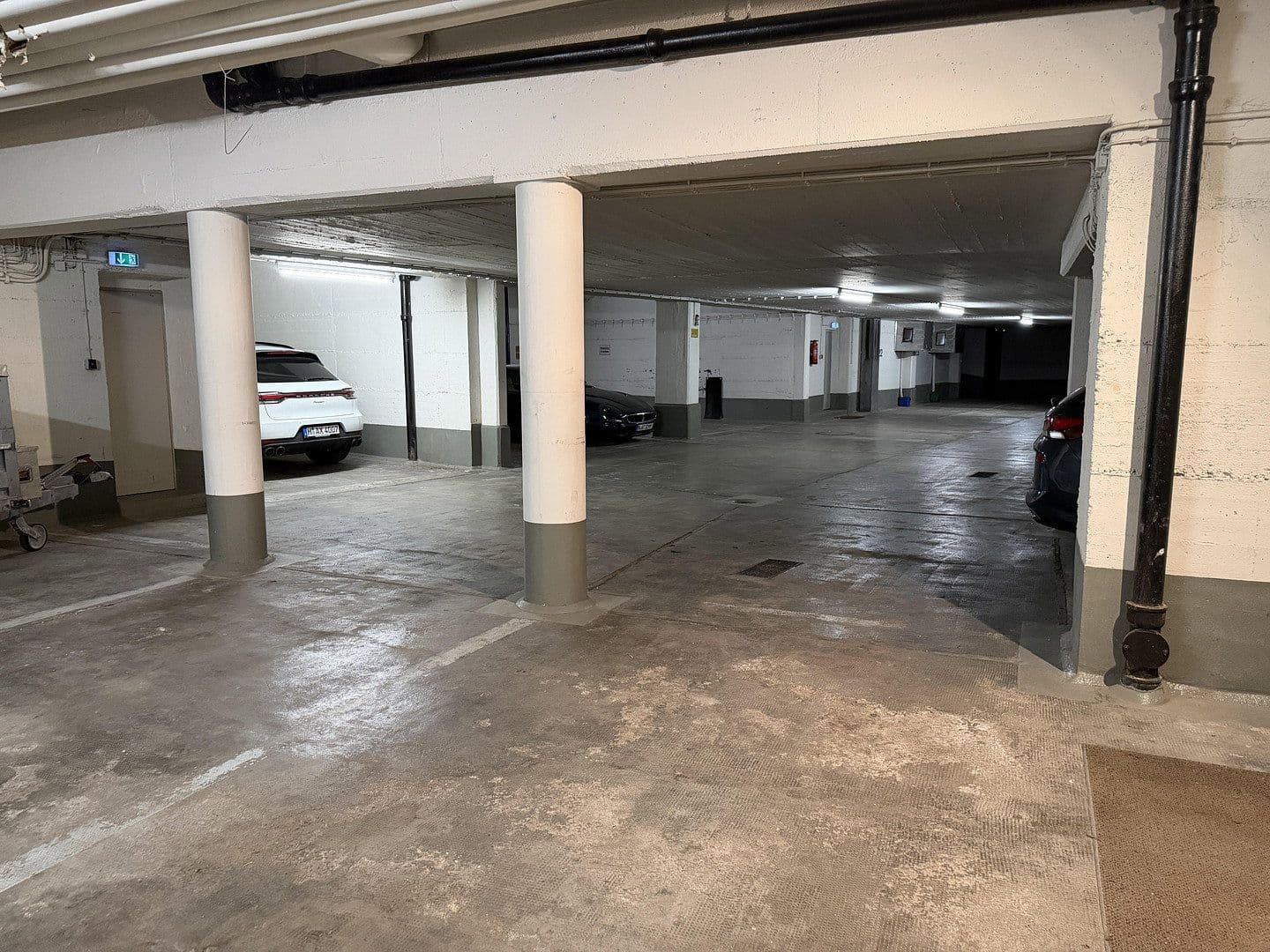 Prodej nebytového prostoru 1.589 m², Waldfriedhofstr. 30, München, Bavorsko Prodej nebytového prostoru 1.589 m², Waldfriedhofstr. 30, München, Bavorsko