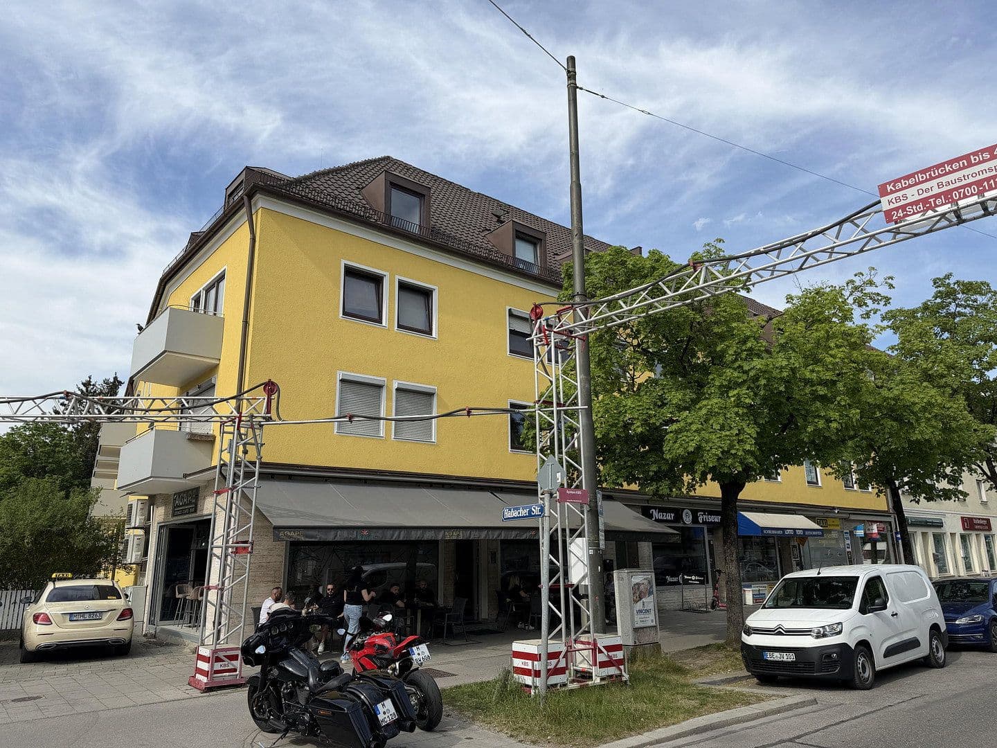 Prodej nebytového prostoru 1.589 m², Waldfriedhofstr. 30, München, Bavorsko Prodej nebytového prostoru 1.589 m², Waldfriedhofstr. 30, München, Bavorsko