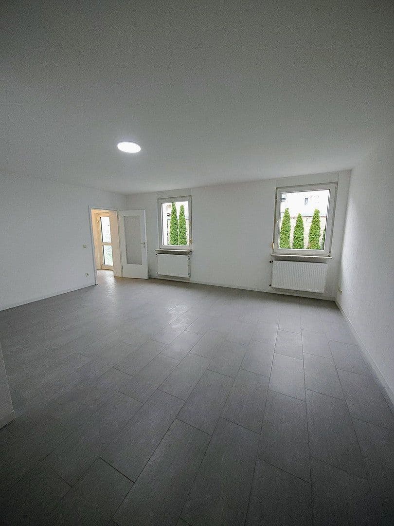 Pronájem bytu 3+1 88 m², Karlsruhe, Bádensko-Württembersko Pronájem bytu 3+1 88 m², Karlsruhe, Bádensko-Württembersko