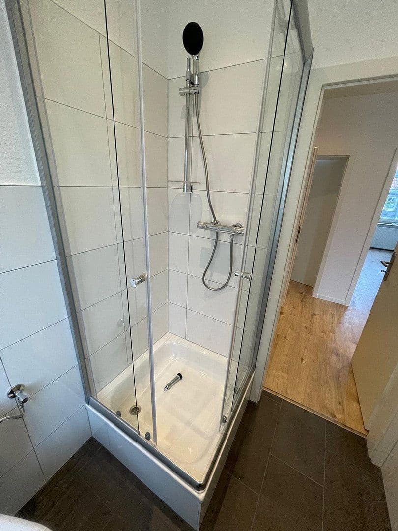Pronájem bytu 2+1 40 m², Vereinstr. 100, Krefeld, Severní Porýní-Vestfálsko Pronájem bytu 2+1 40 m², Vereinstr. 100, Krefeld, Severní Porýní-Vestfálsko
