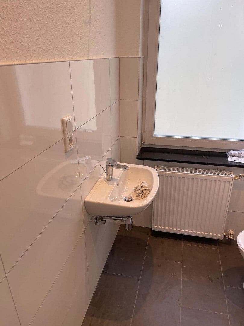Pronájem bytu 2+1 40 m², Vereinstr. 100, Krefeld, Severní Porýní-Vestfálsko Pronájem bytu 2+1 40 m², Vereinstr. 100, Krefeld, Severní Porýní-Vestfálsko
