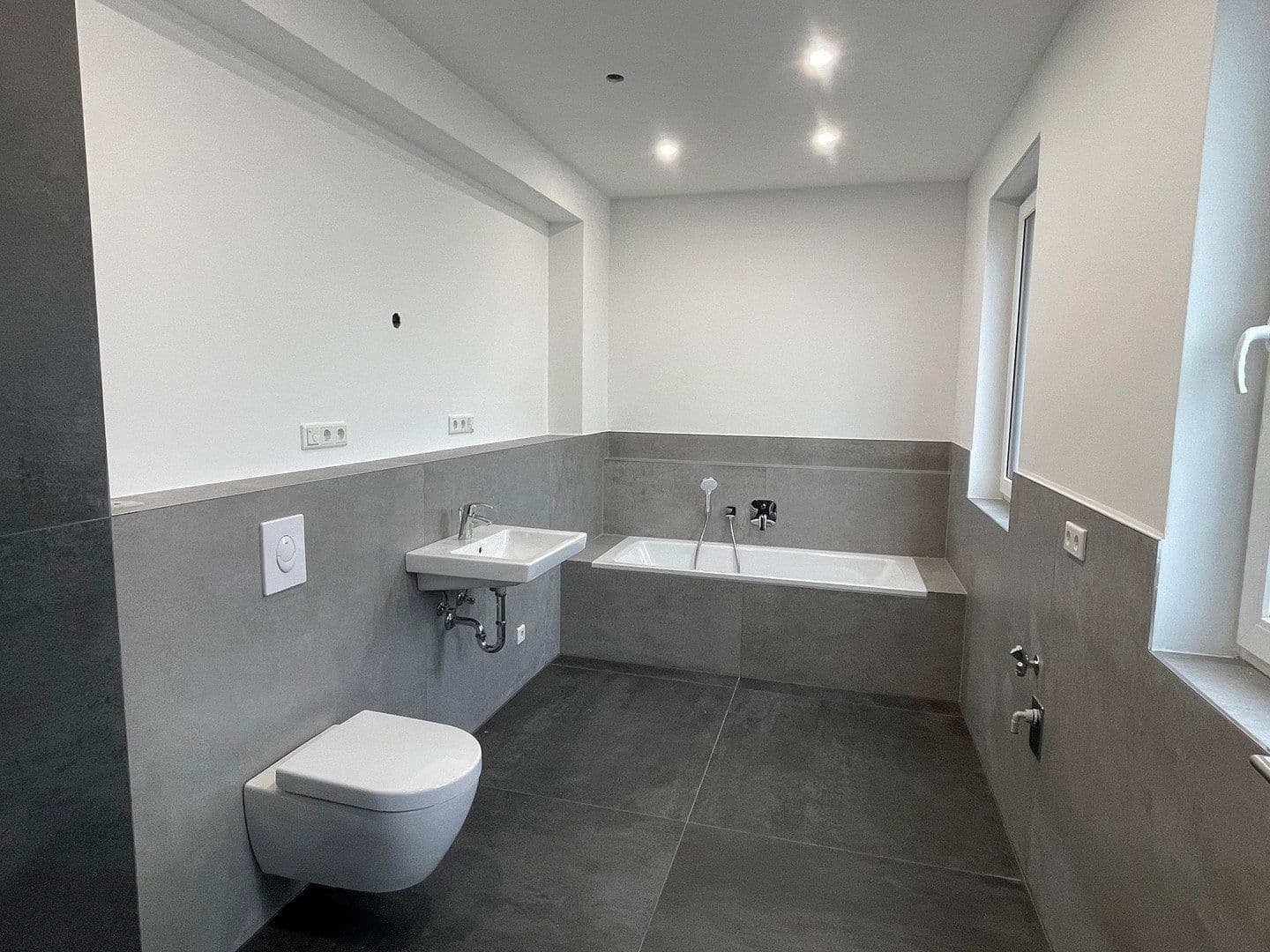 Prodej domu 153 m², pozemek 210 m², Sankt Augustin, Severní Porýní-Vestfálsko Prodej domu 153 m², pozemek 210 m², Sankt Augustin, Severní Porýní-Vestfálsko