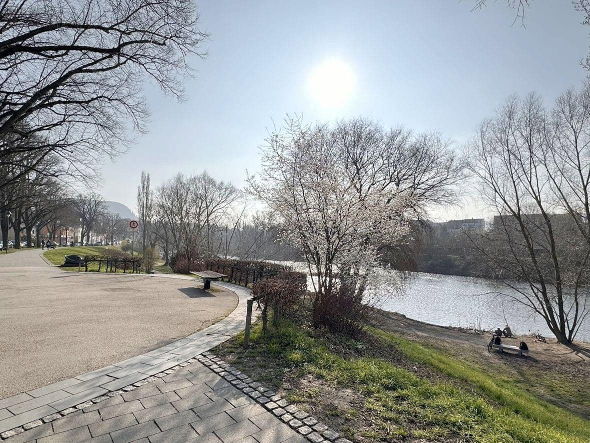 Prodej bytu 2+1 51 m², Helmboldstr. 3, Jena, Durynsko Prodej bytu 2+1 51 m², Helmboldstr. 3, Jena, Durynsko
