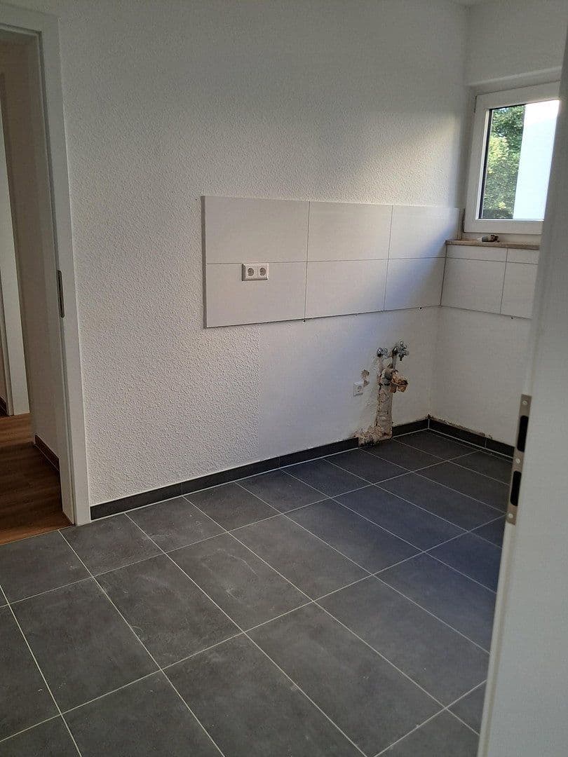 Pronájem bytu 3+1 91 m², Korntal-Münchingen, Bádensko-Württembersko Pronájem bytu 3+1 91 m², Korntal-Münchingen, Bádensko-Württembersko