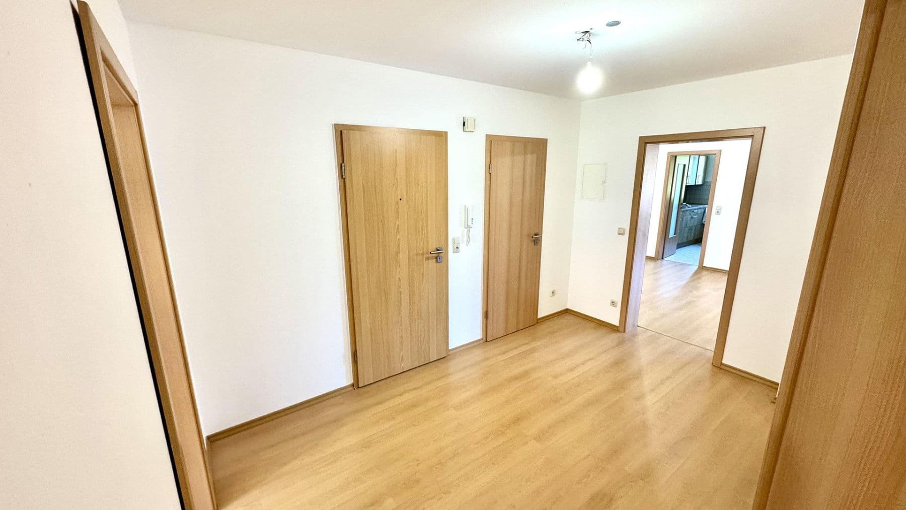 Pronájem bytu 3+1 82 m², Bad Tölz, Bavorsko Pronájem bytu 3+1 82 m², Bad Tölz, Bavorsko