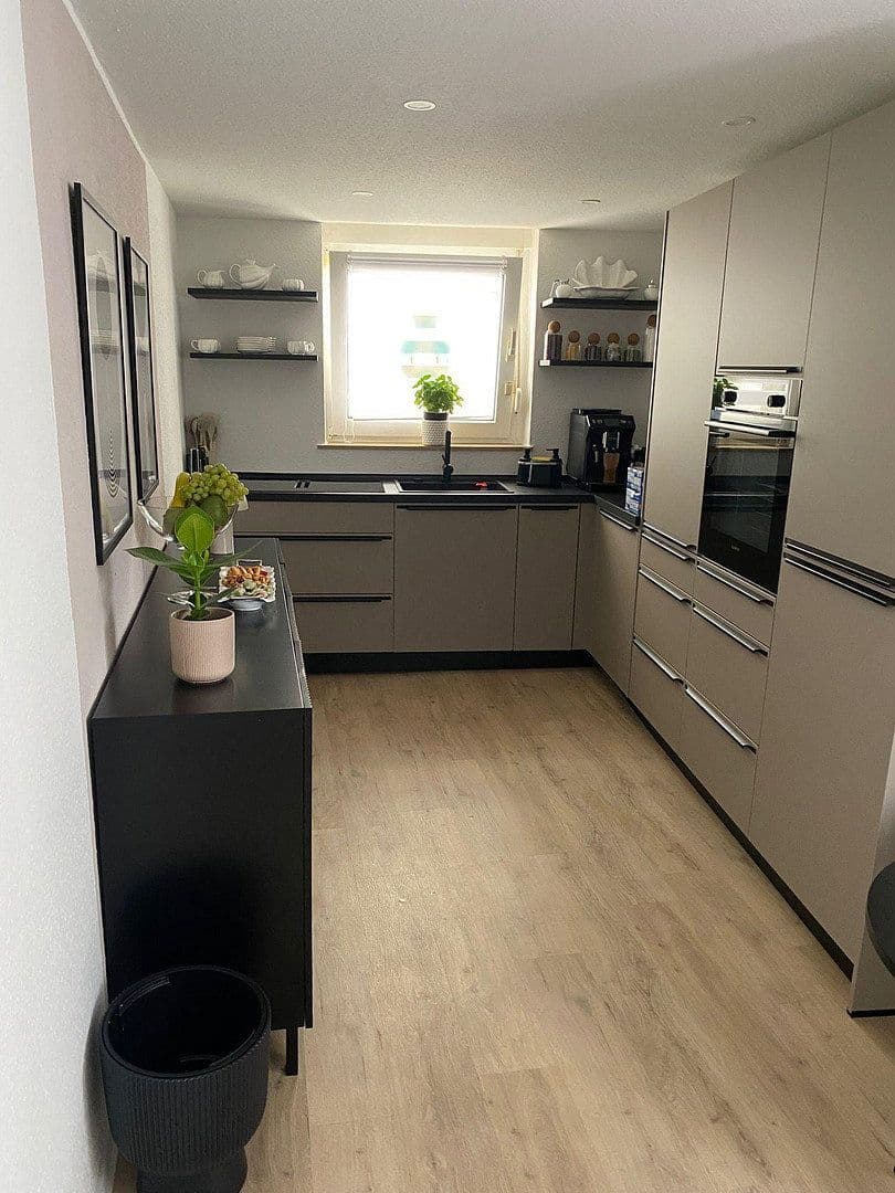 Prodej domu 105 m², pozemek 159 m², Nickelstr. 129, Eschweiler, Severní Porýní-Vestfálsko Prodej domu 105 m², pozemek 159 m², Nickelstr. 129, Eschweiler, Severní Porýní-Vestfálsko