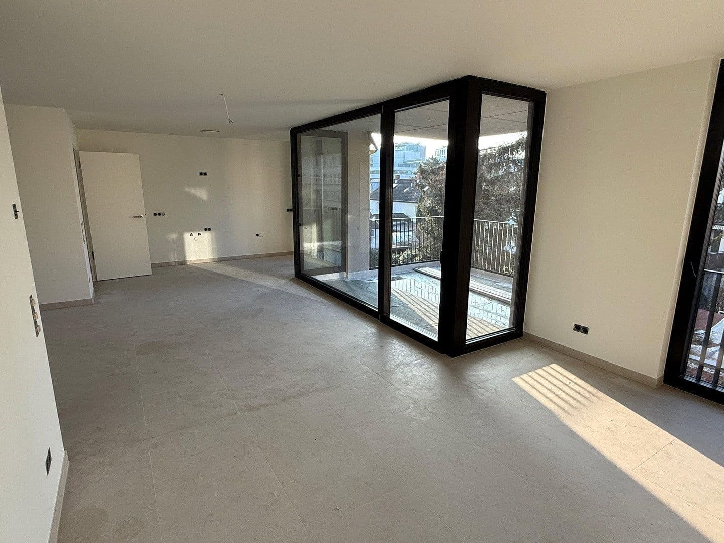 Pronájem bytu 3+1 95 m², Netanel-Weil-Str. 2/4, Karlsruhe, Bádensko-Württembersko Pronájem bytu 3+1 95 m², Netanel-Weil-Str. 2/4, Karlsruhe, Bádensko-Württembersko