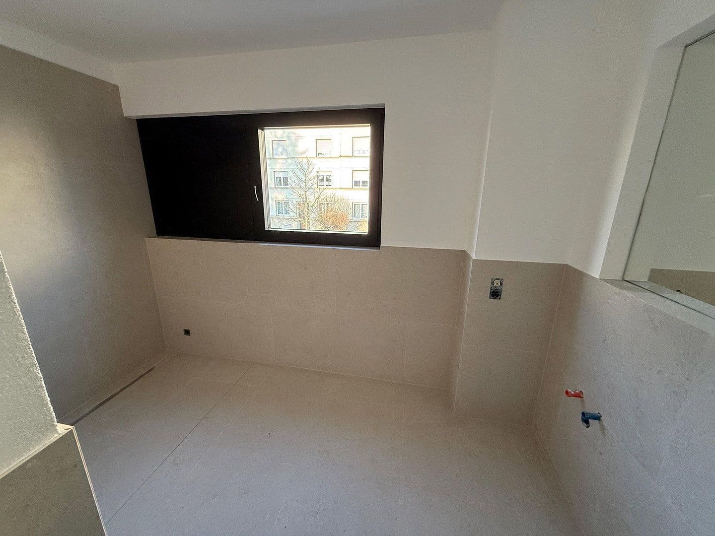 Pronájem bytu 3+1 95 m², Netanel-Weil-Str. 2/4, Karlsruhe, Bádensko-Württembersko Pronájem bytu 3+1 95 m², Netanel-Weil-Str. 2/4, Karlsruhe, Bádensko-Württembersko