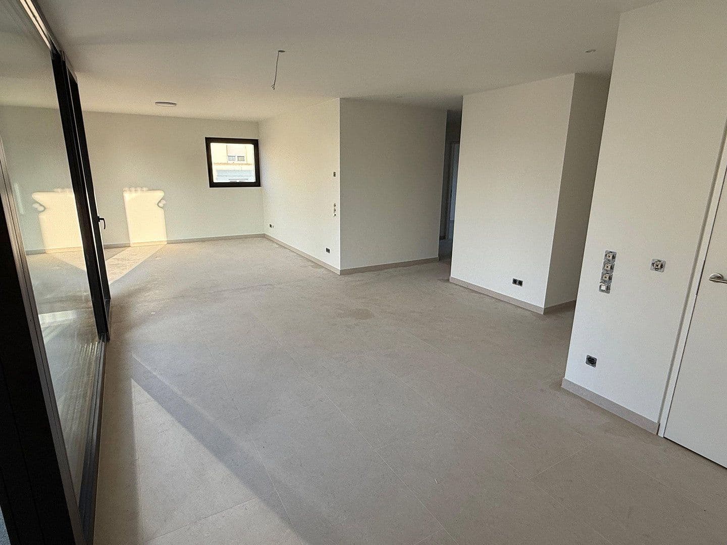 Pronájem bytu 3+1 95 m², Netanel-Weil-Str. 2/4, Karlsruhe, Bádensko-Württembersko Pronájem bytu 3+1 95 m², Netanel-Weil-Str. 2/4, Karlsruhe, Bádensko-Württembersko