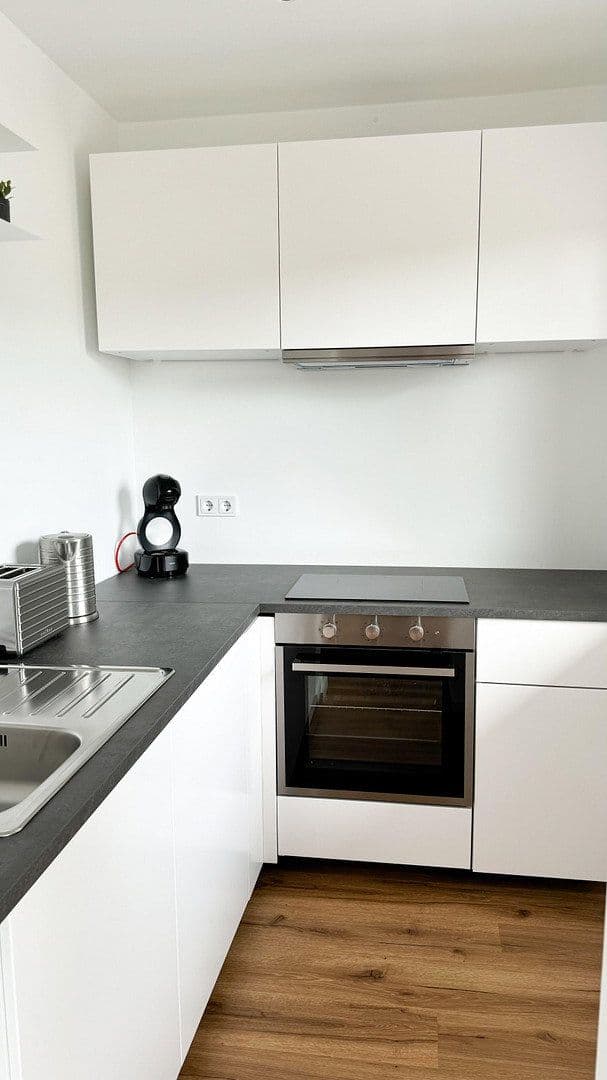 Prodej bytu 2+1 49 m², Thüringer Straße 43, Rüsselsheim am Main, Hessen Prodej bytu 2+1 49 m², Thüringer Straße 43, Rüsselsheim am Main, Hessen