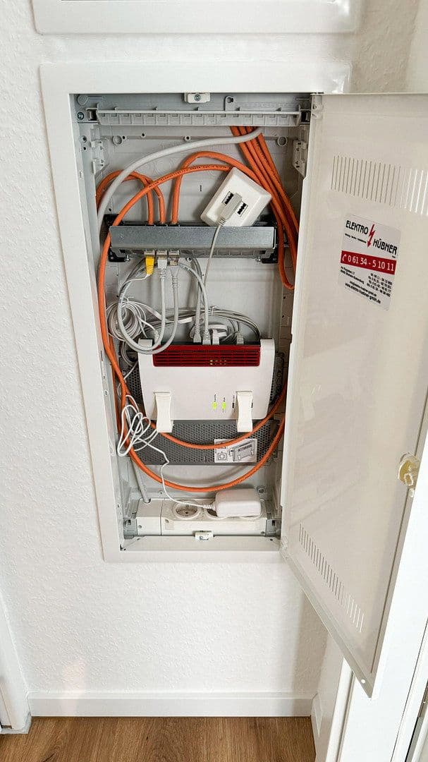 Prodej bytu 2+1 49 m², Thüringer Straße 43, Rüsselsheim am Main, Hessen Prodej bytu 2+1 49 m², Thüringer Straße 43, Rüsselsheim am Main, Hessen