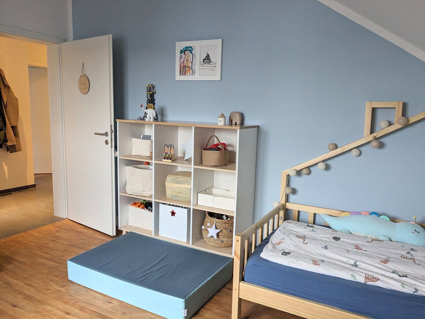 Pronájem bytu 3+1 89 m², Bgm.-Kamhuber-Straße, Heldenstein, Bavorsko Pronájem bytu 3+1 89 m², Bgm.-Kamhuber-Straße, Heldenstein, Bavorsko