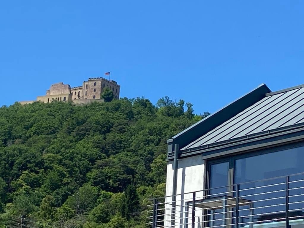 Prodej domu 297 m², pozemek 620 m², Neustadt an der Weinstraße, Ortsteil Hambach, Porýní-Falc Prodej domu 297 m², pozemek 620 m², Neustadt an der Weinstraße, Ortsteil Hambach, Porýní-Falc