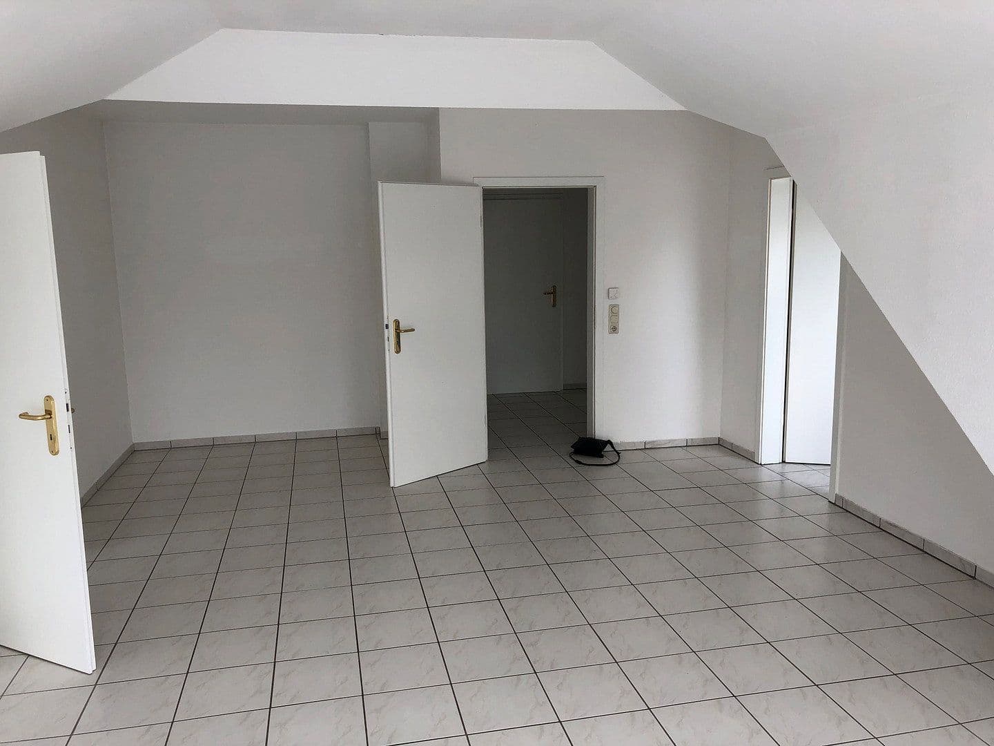 Pronájem bytu 3+kk 85 m², Aschaffenburg, Bavorsko Pronájem bytu 3+kk 85 m², Aschaffenburg, Bavorsko