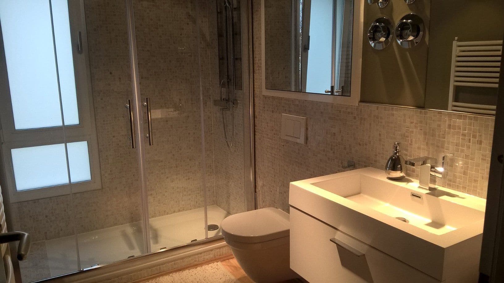Pronájem bytu 2+1 50 m², Hölderlinstraße 1, Leipzig, Sasko Pronájem bytu 2+1 50 m², Hölderlinstraße 1, Leipzig, Sasko