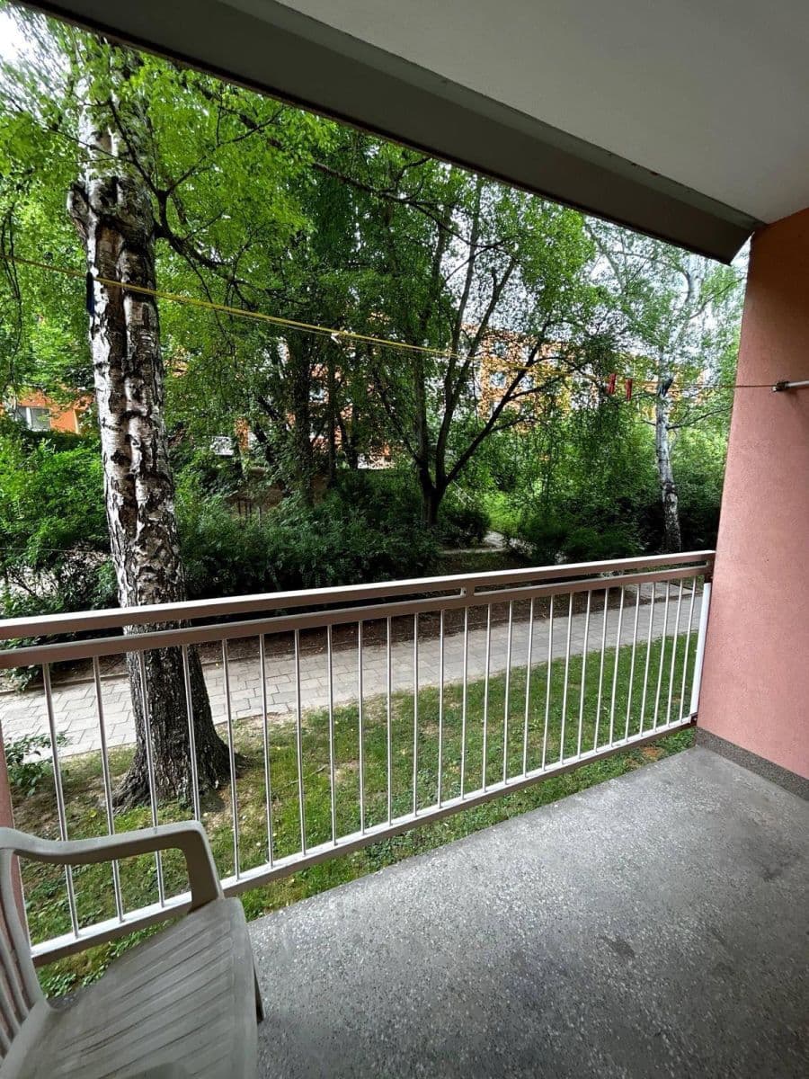 Pronájem bytu 3+1 25 m², Letovická, Brno, Jihomoravský kraj Pronájem bytu 3+1 25 m², Letovická, Brno, Jihomoravský kraj