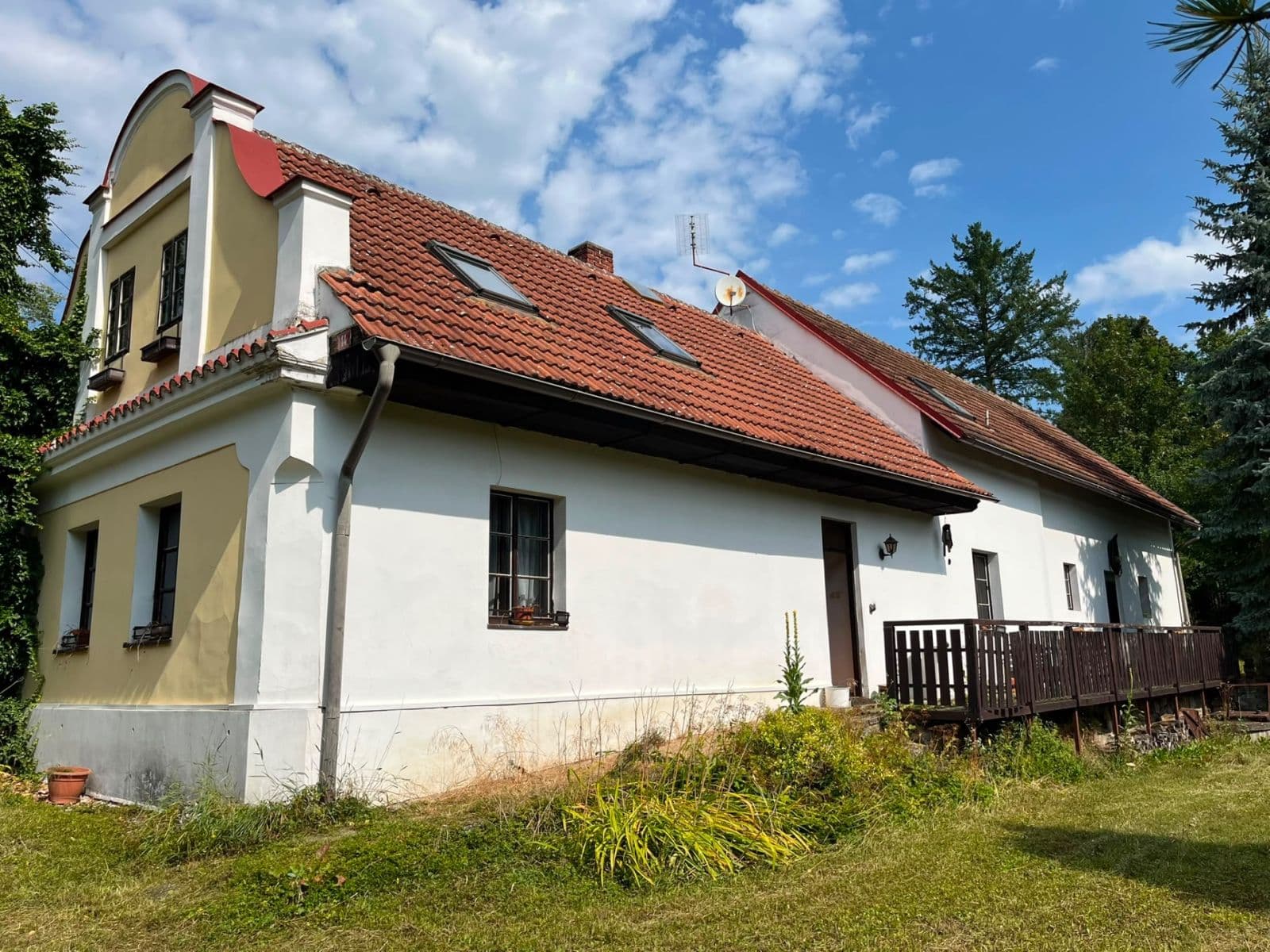 Prodej domu 161 m², pozemek 701 m², nám. 9. května, Ondřejov, Středočeský kraj Prodej domu 161 m², pozemek 701 m², nám. 9. května, Ondřejov, Středočeský kraj