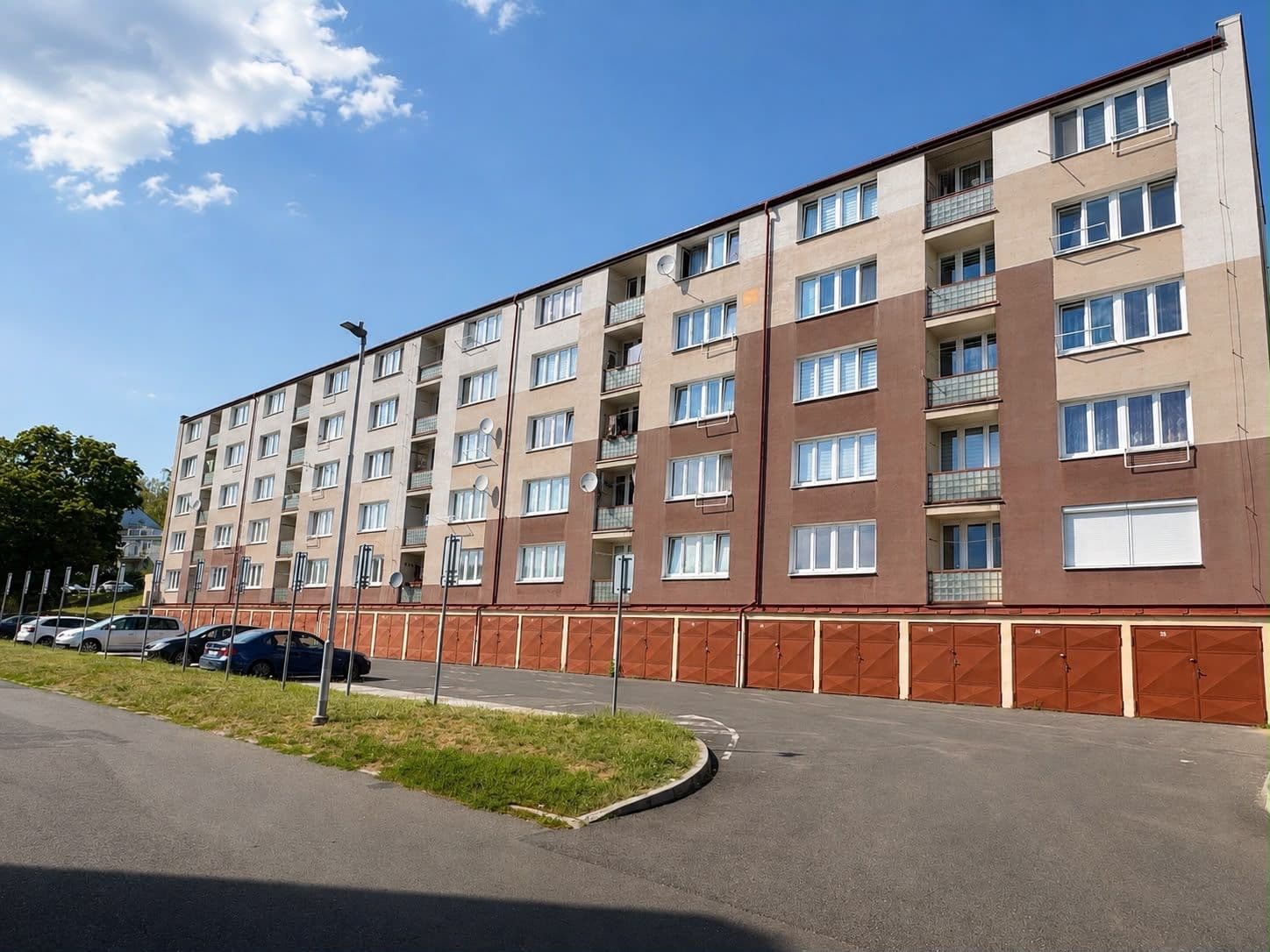 Prodej bytu 4+kk 67 m², B. Němcové, Meziboří, Ústecký kraj Prodej bytu 4+kk 67 m², B. Němcové, Meziboří, Ústecký kraj