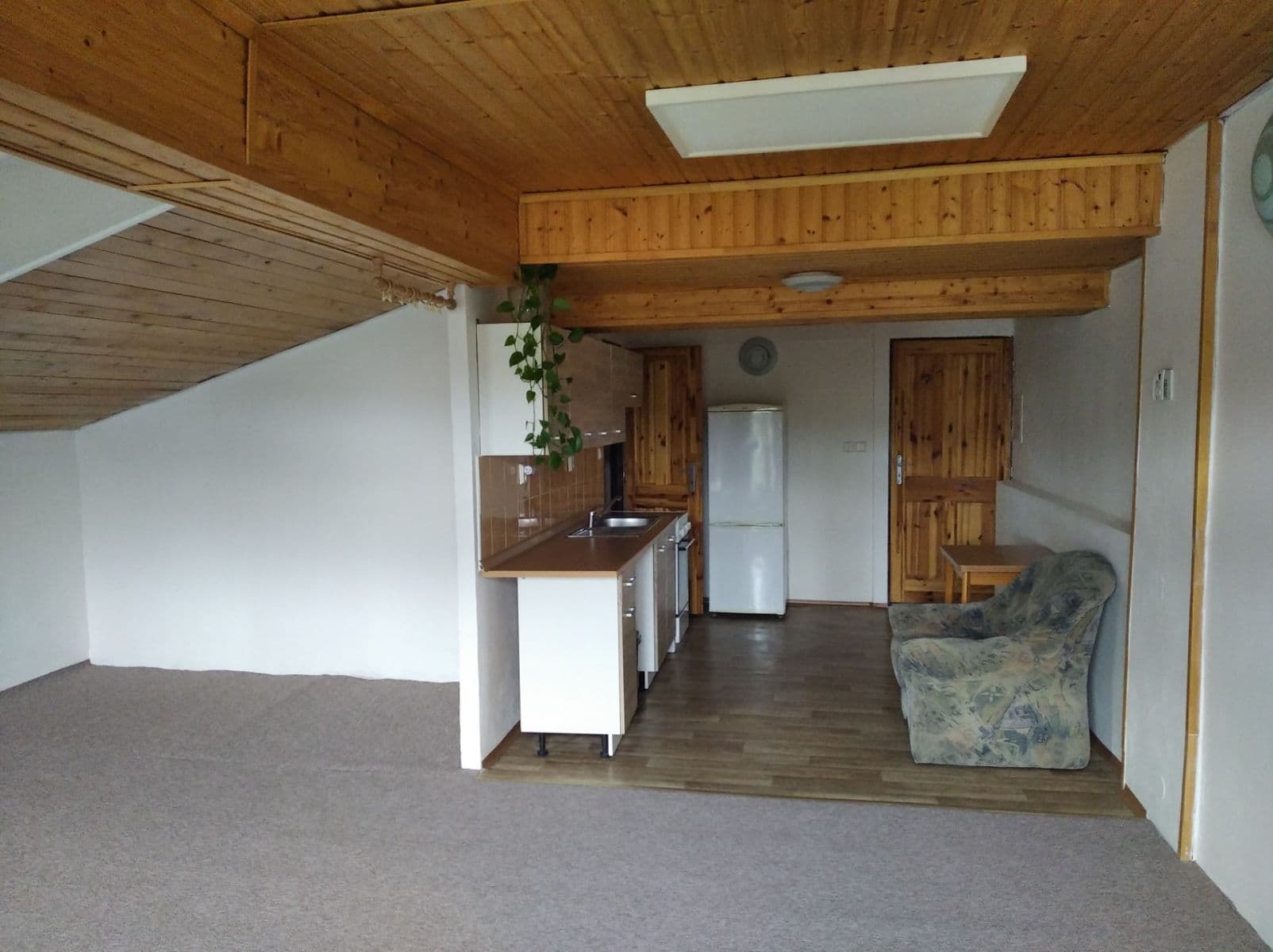 Pronájem bytu 1+kk 40 m², Lázeňská, Liberec, Liberecký kraj Pronájem bytu 1+kk 40 m², Lázeňská, Liberec, Liberecký kraj