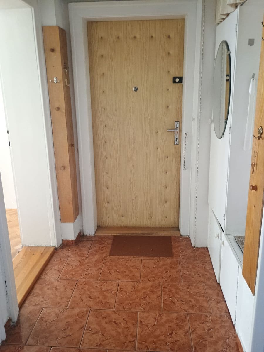 Pronájem bytu 2+1 65 m², U Nemocnice, Ústí nad Labem, Ústecký kraj Pronájem bytu 2+1 65 m², U Nemocnice, Ústí nad Labem, Ústecký kraj