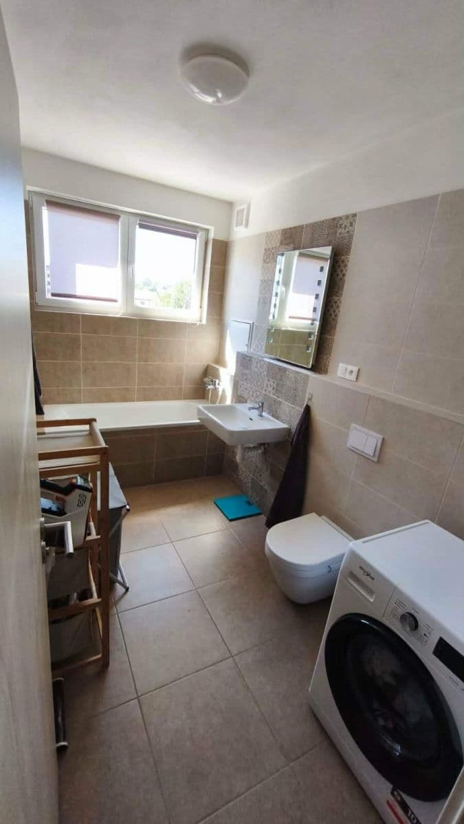 Pronájem bytu 1+kk 37 m², U Pondu, Heřmanova Huť, Plzeňský kraj Pronájem bytu 1+kk 37 m², U Pondu, Heřmanova Huť, Plzeňský kraj