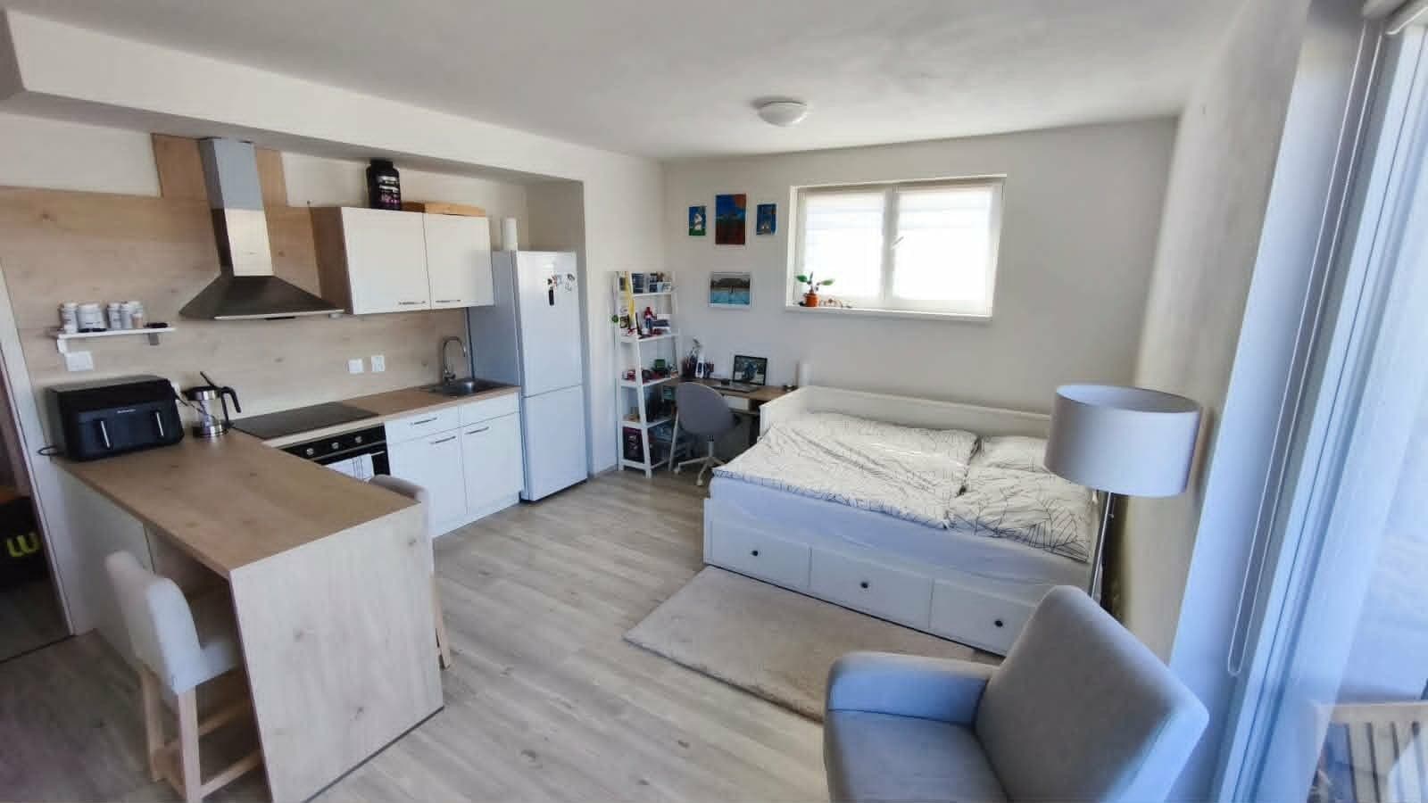 Pronájem bytu 1+kk 37 m², U Pondu, Heřmanova Huť, Plzeňský kraj Pronájem bytu 1+kk 37 m², U Pondu, Heřmanova Huť, Plzeňský kraj