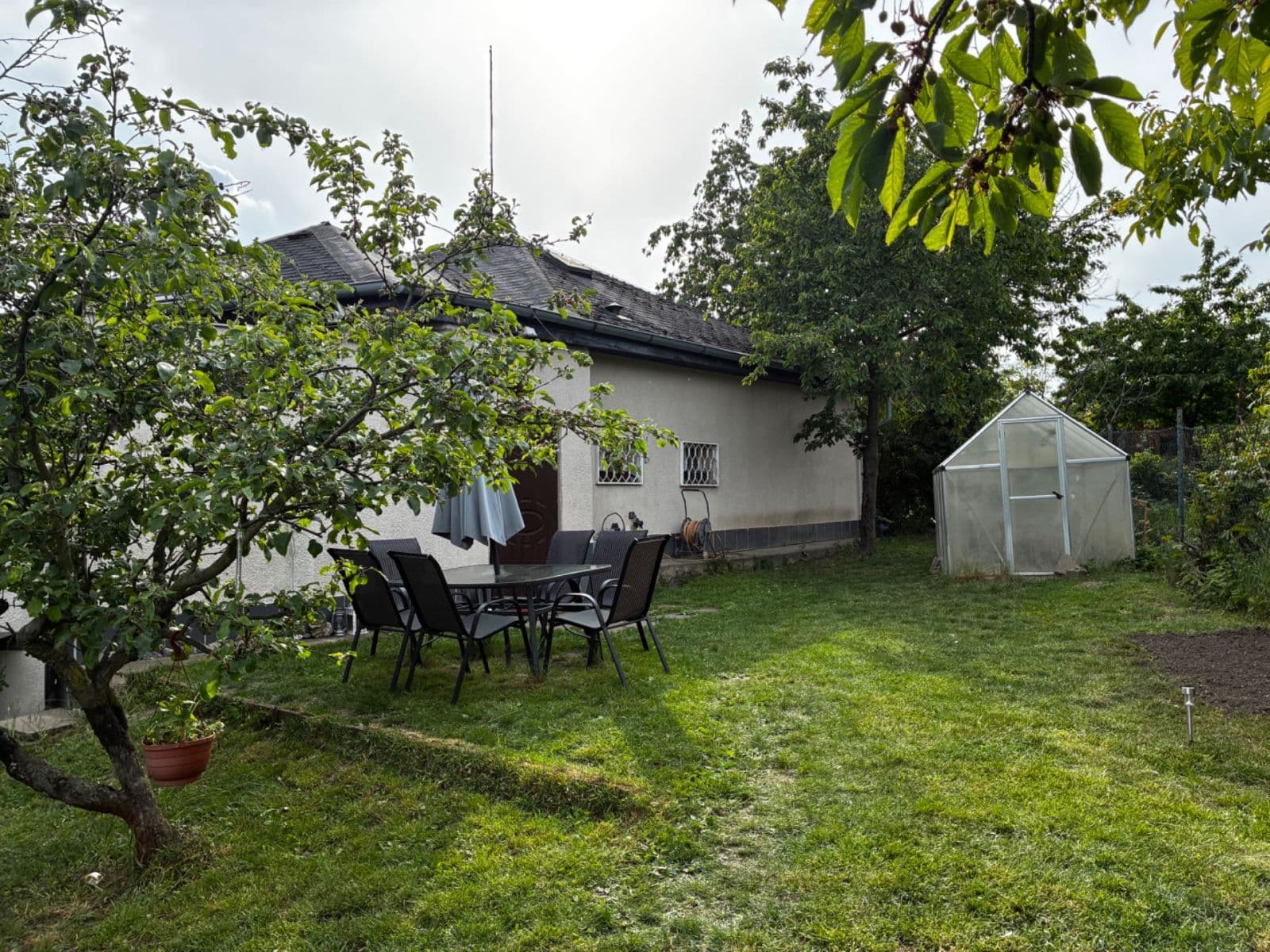 Prodej domu 65 m², pozemek 170 m², Pod Labuťkou, Praha, Praha Prodej domu 65 m², pozemek 170 m², Pod Labuťkou, Praha, Praha