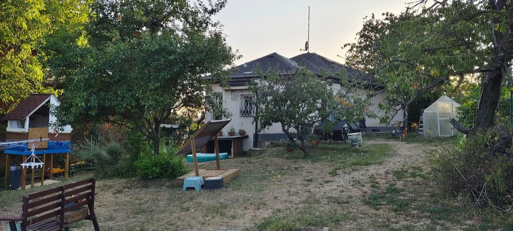 Prodej domu 65 m², pozemek 170 m², Pod Labuťkou, Praha, Praha Prodej domu 65 m², pozemek 170 m², Pod Labuťkou, Praha, Praha