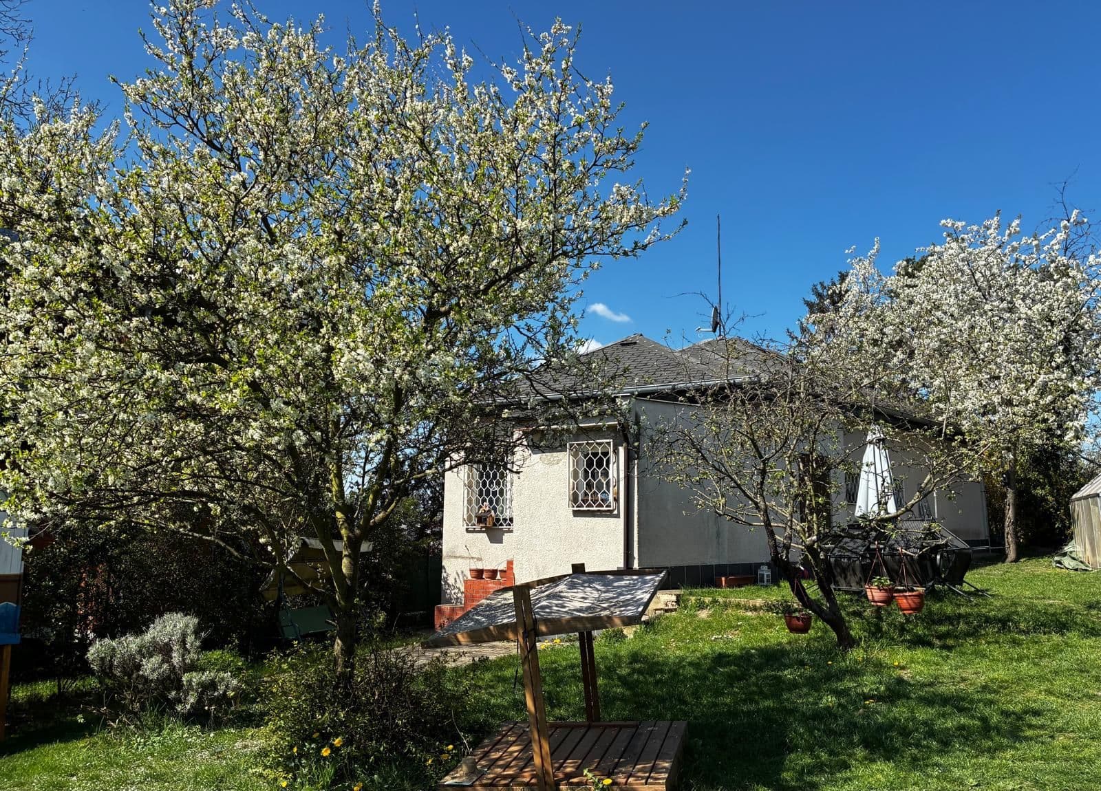 Prodej domu 65 m², pozemek 170 m², Pod Labuťkou, Praha, Praha Prodej domu 65 m², pozemek 170 m², Pod Labuťkou, Praha, Praha