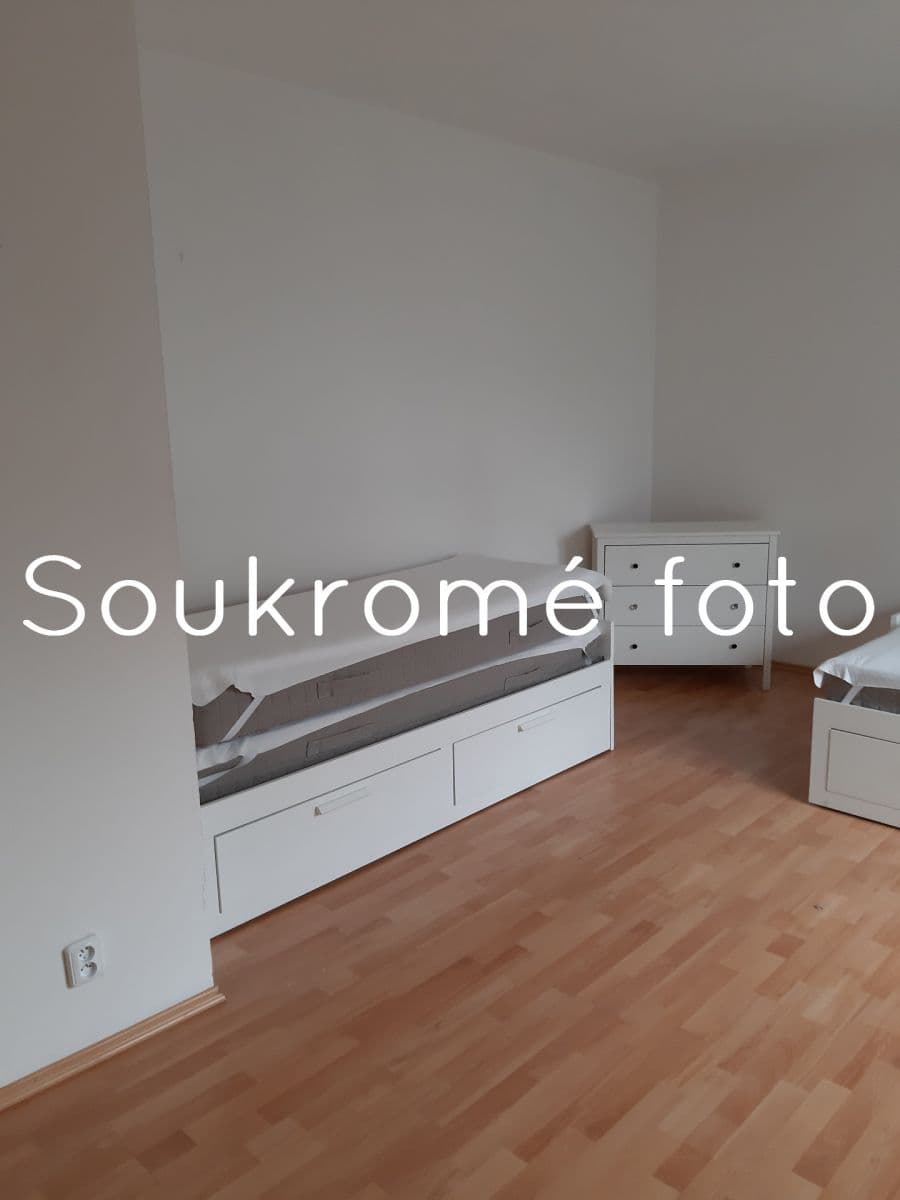 Pronájem bytu 1+1 44 m², Za Hájem, Praha, Praha Pronájem bytu 1+1 44 m², Za Hájem, Praha, Praha