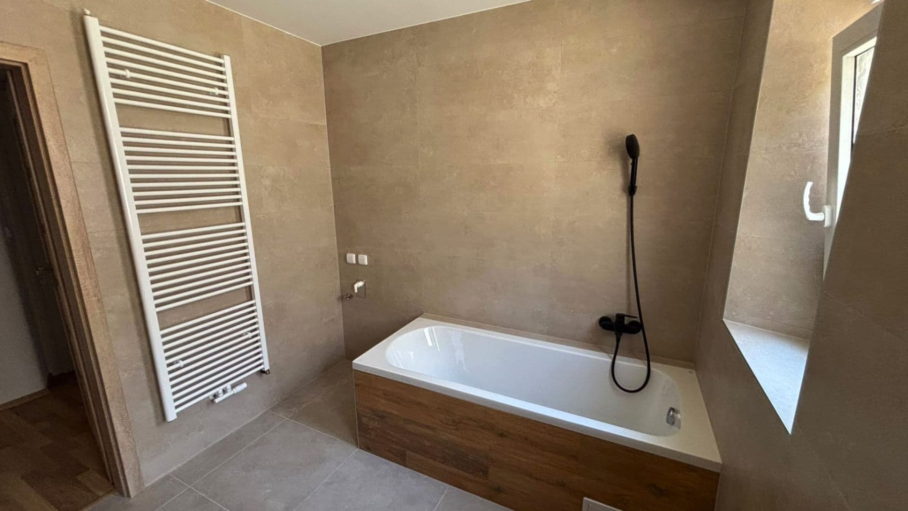 Pronájem bytu 2+kk 60 m², Křižíkova, Litoměřice, Ústecký kraj Pronájem bytu 2+kk 60 m², Křižíkova, Litoměřice, Ústecký kraj