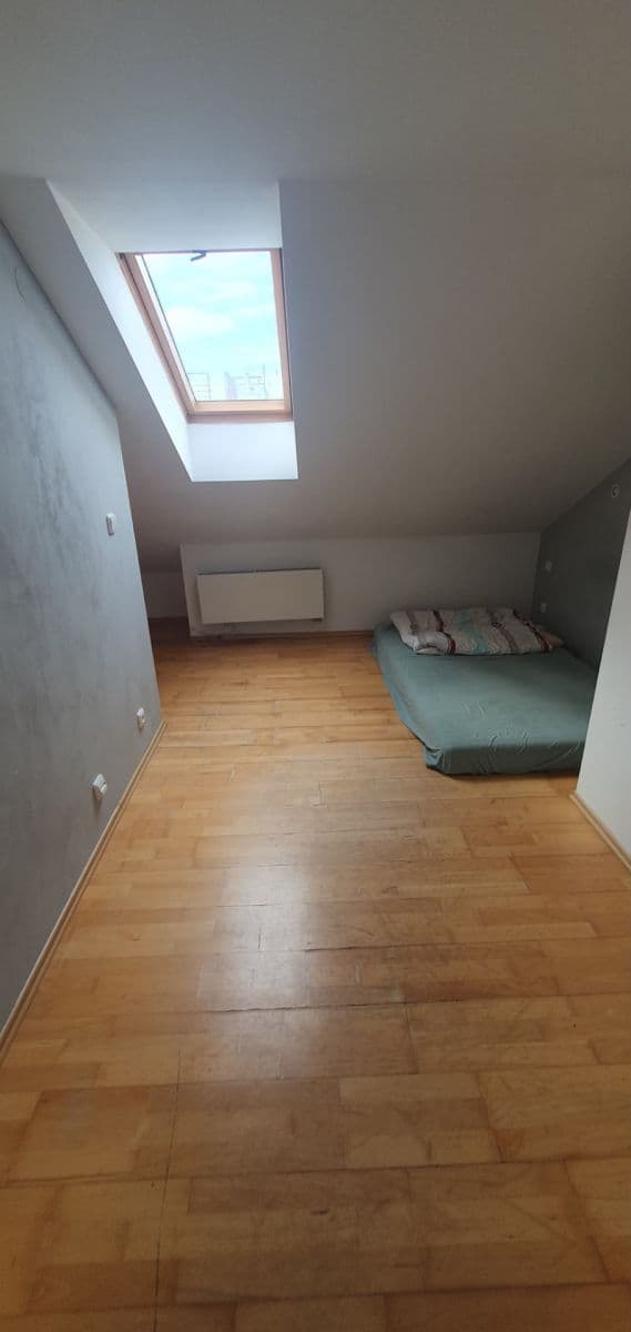 Pronájem bytu 3+kk 118 m², Mělnická, Praha, Praha Pronájem bytu 3+kk 118 m², Mělnická, Praha, Praha