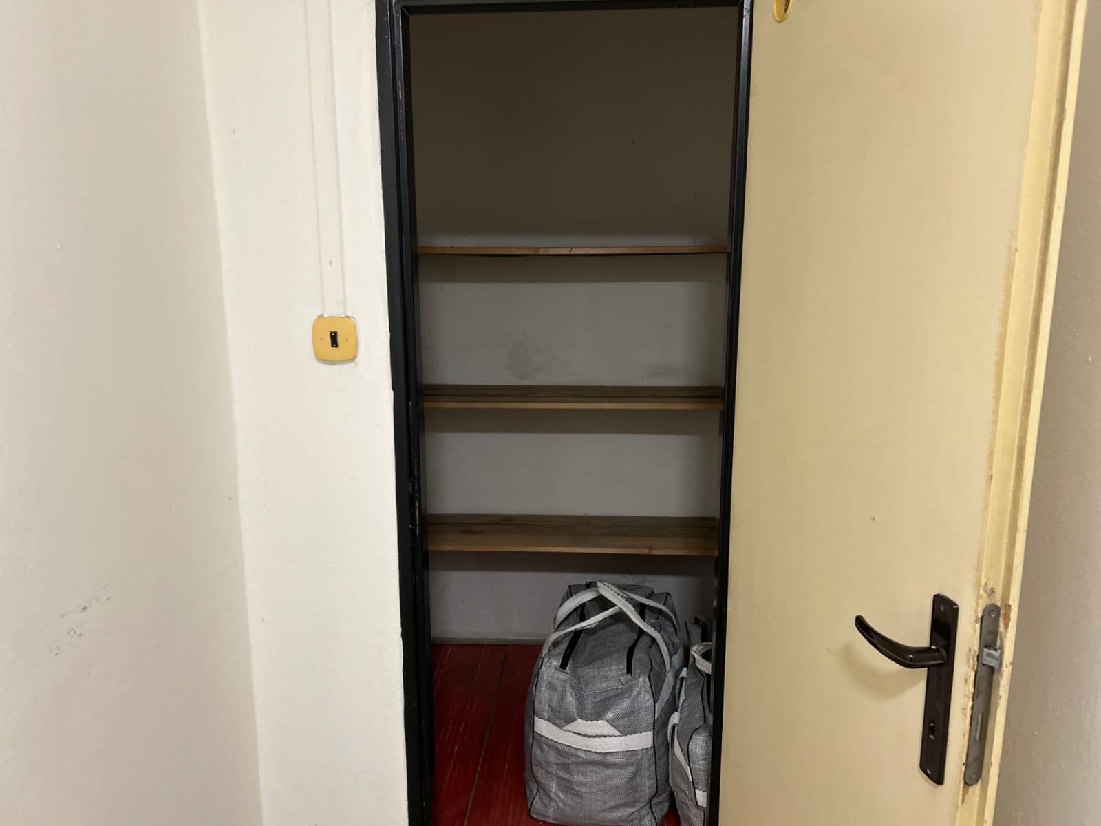 Prodej bytu 2+kk 40 m², Štúrova, Praha, Praha Prodej bytu 2+kk 40 m², Štúrova, Praha, Praha