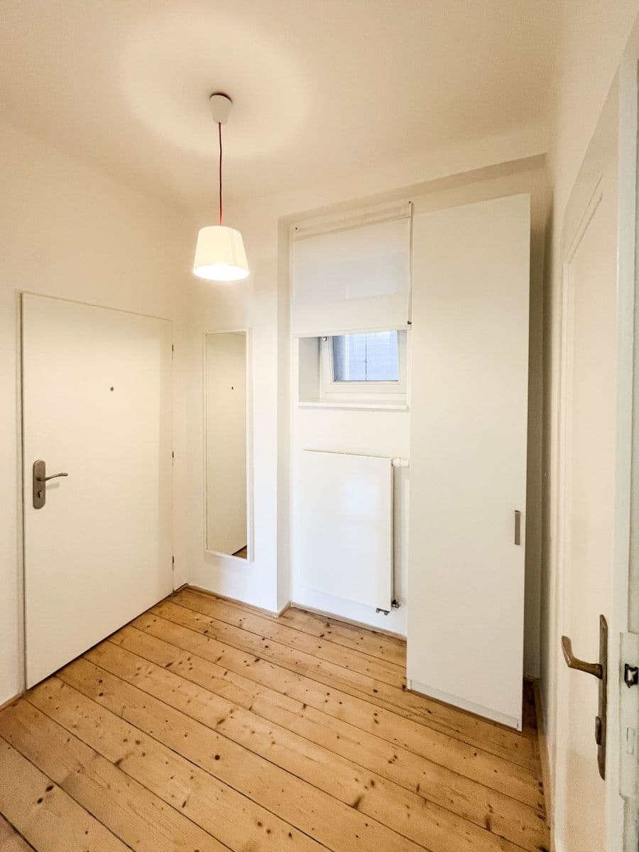 Pronájem bytu 1+1 38 m², Na Malovance, Praha, Praha Pronájem bytu 1+1 38 m², Na Malovance, Praha, Praha