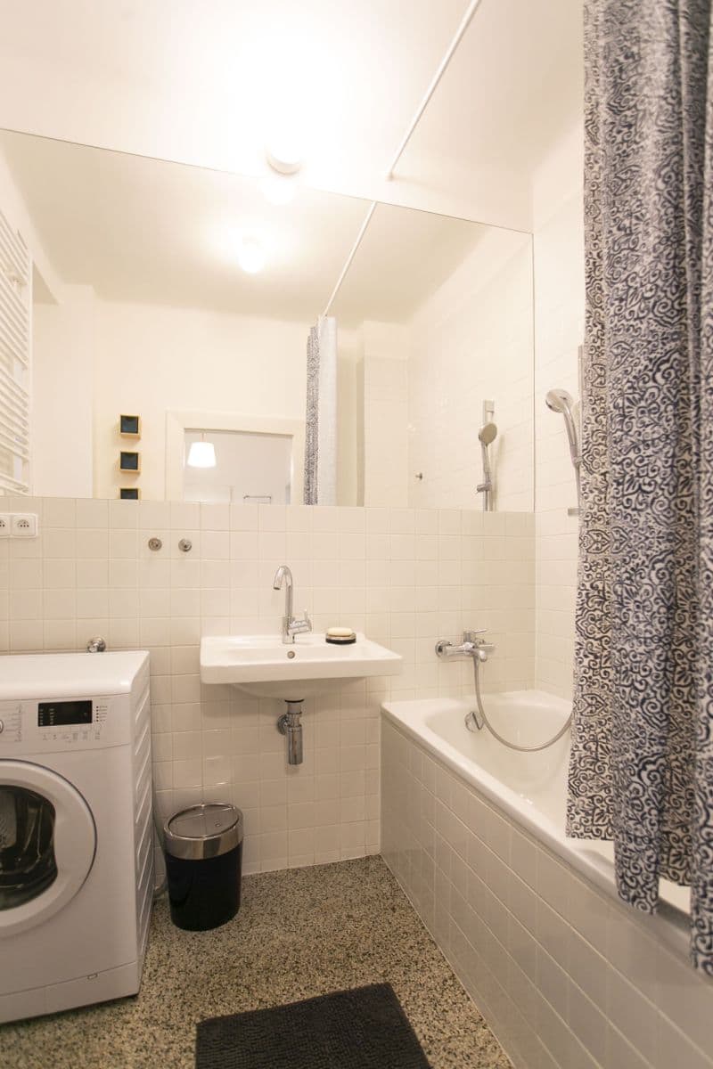 Pronájem bytu 1+1 38 m², Na Malovance, Praha, Praha Pronájem bytu 1+1 38 m², Na Malovance, Praha, Praha