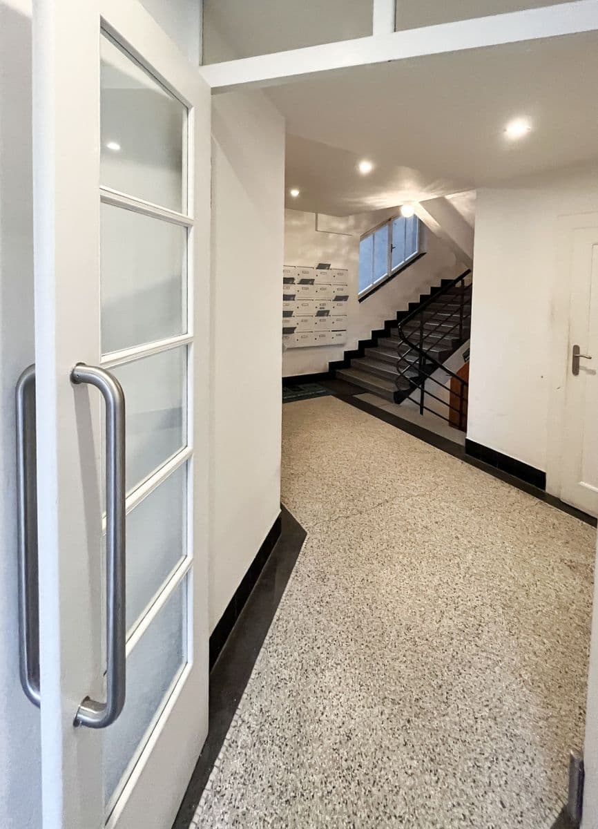 Pronájem bytu 1+1 38 m², Na Malovance, Praha, Praha Pronájem bytu 1+1 38 m², Na Malovance, Praha, Praha