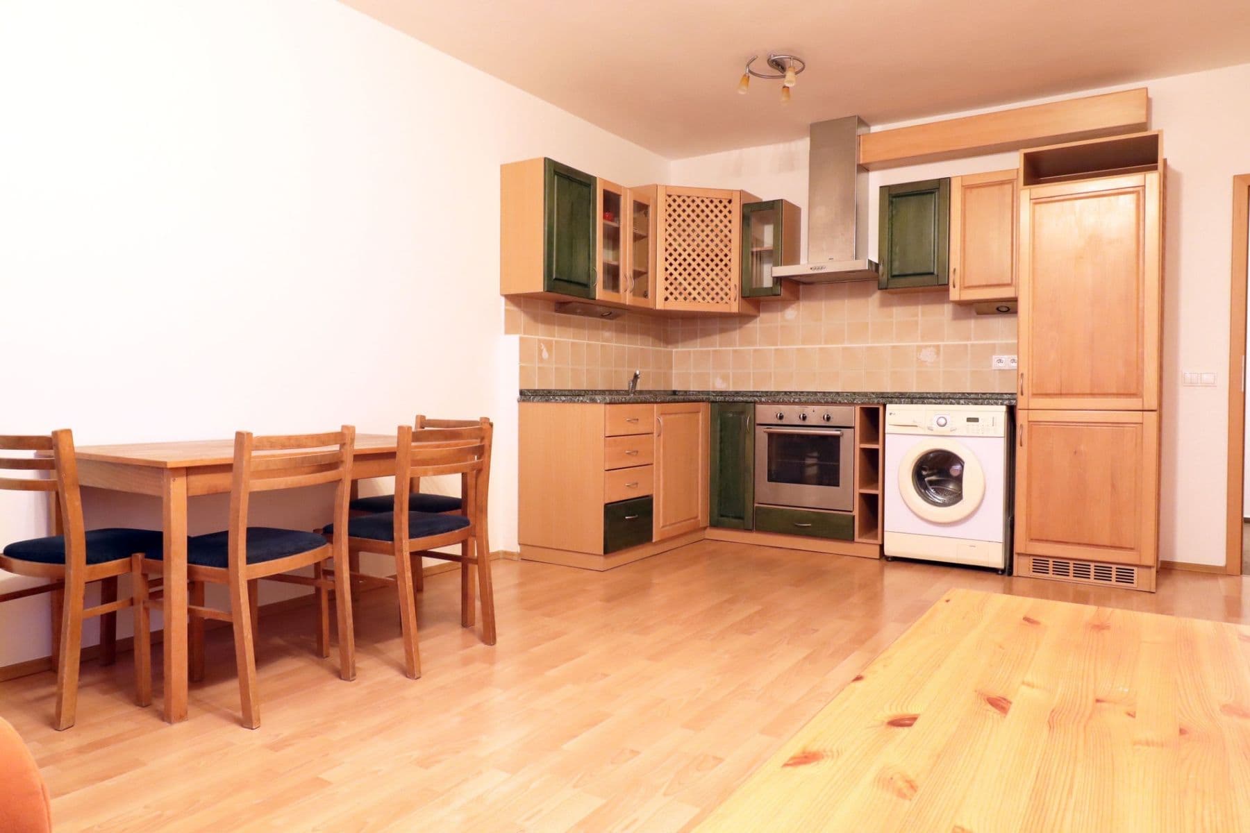 Pronájem bytu 2+kk 56 m², Václava Rady, Praha, Praha Pronájem bytu 2+kk 56 m², Václava Rady, Praha, Praha