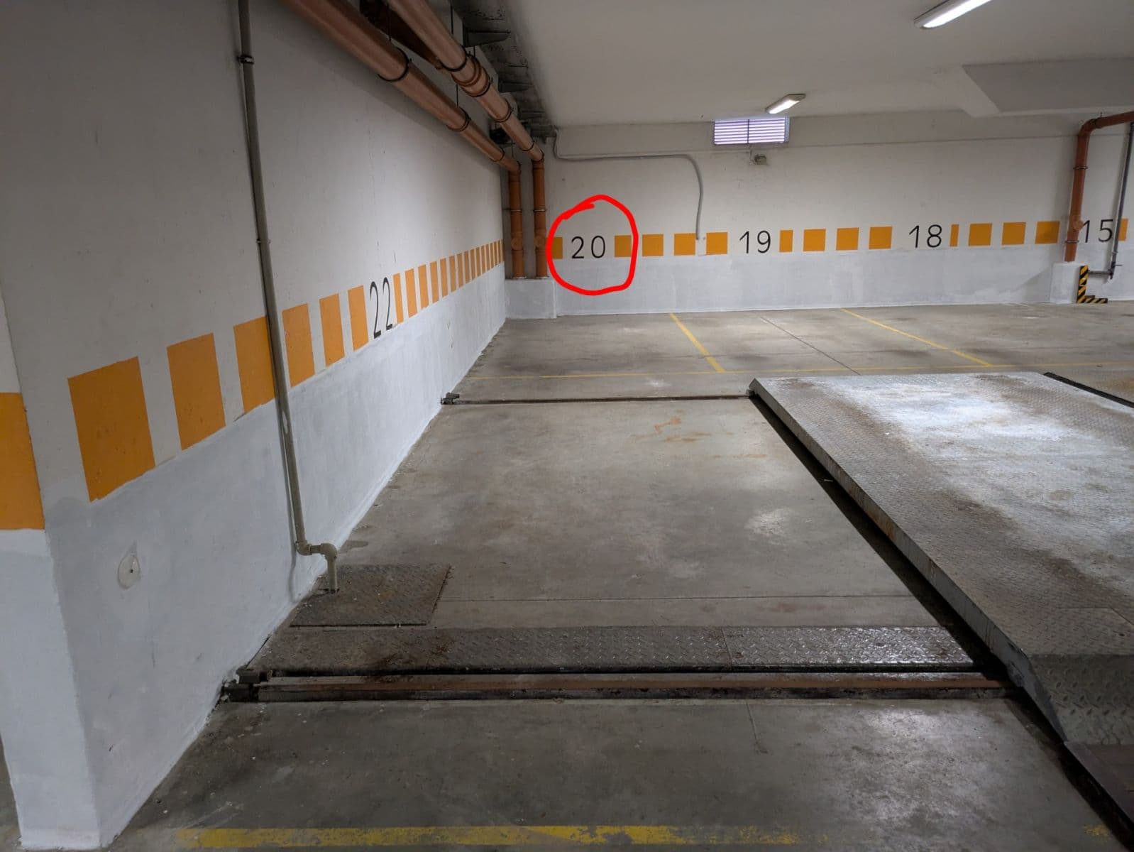Pronájem garáže 10 m², Bochovská, Praha, Praha Pronájem garáže 10 m², Bochovská, Praha, Praha