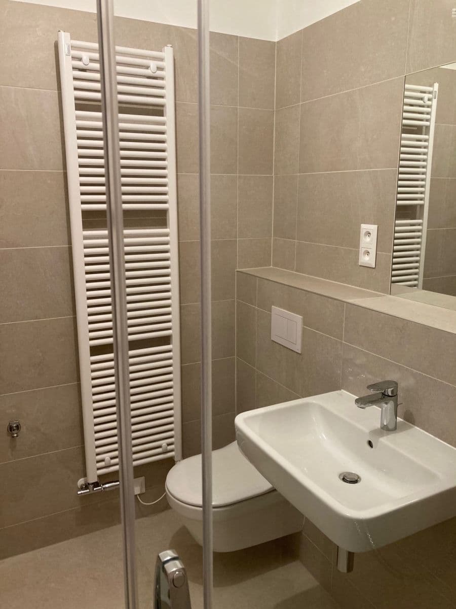 Pronájem bytu 2+kk 43 m², Hasilova, Praha, Praha Pronájem bytu 2+kk 43 m², Hasilova, Praha, Praha