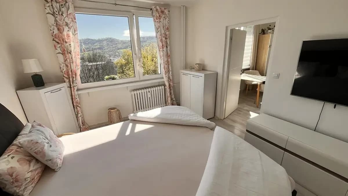 Prodej bytu 1+1 36 m², Školní, Děčín, Ústecký kraj Prodej bytu 1+1 36 m², Školní, Děčín, Ústecký kraj