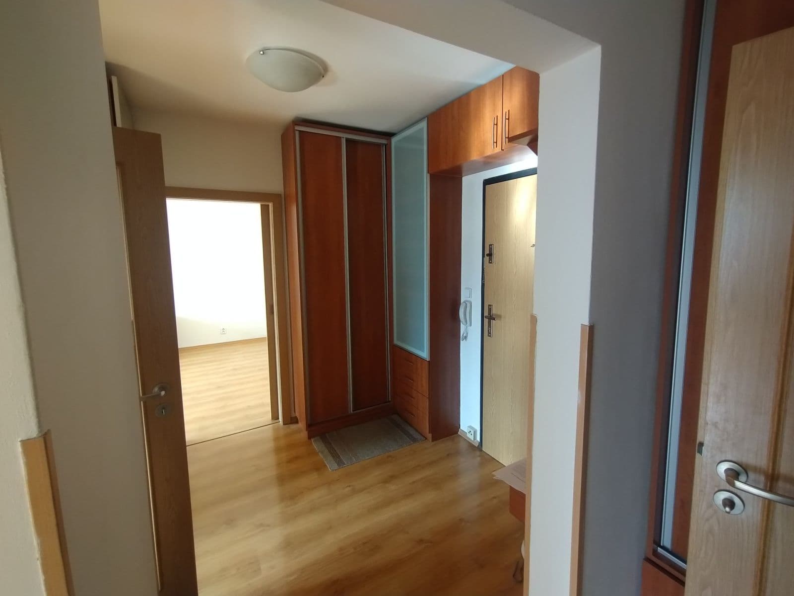 Pronájem bytu 2+1 55 m², Novomeského, Praha, Praha Pronájem bytu 2+1 55 m², Novomeského, Praha, Praha