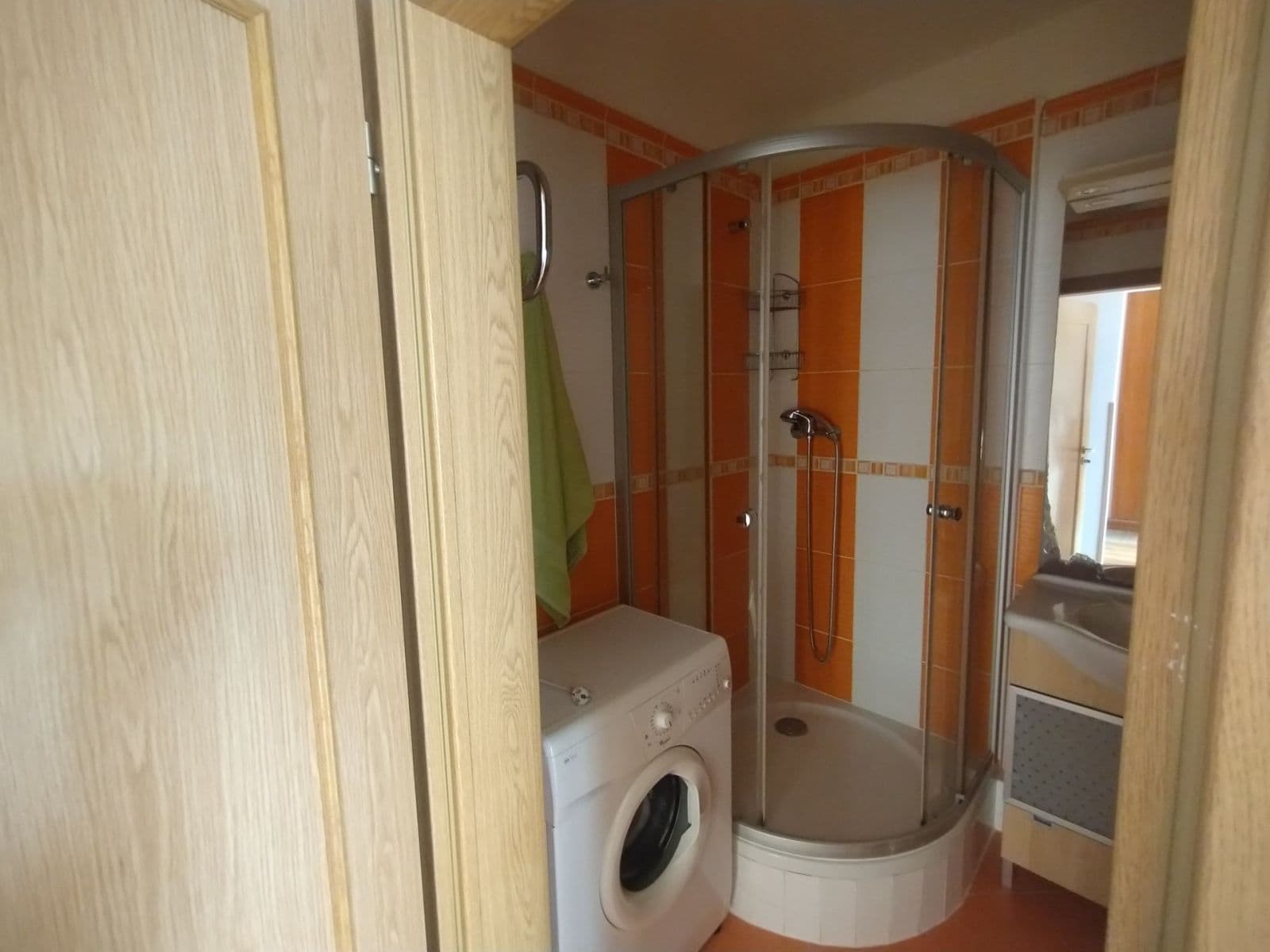 Pronájem bytu 2+1 55 m², Novomeského, Praha, Praha Pronájem bytu 2+1 55 m², Novomeského, Praha, Praha