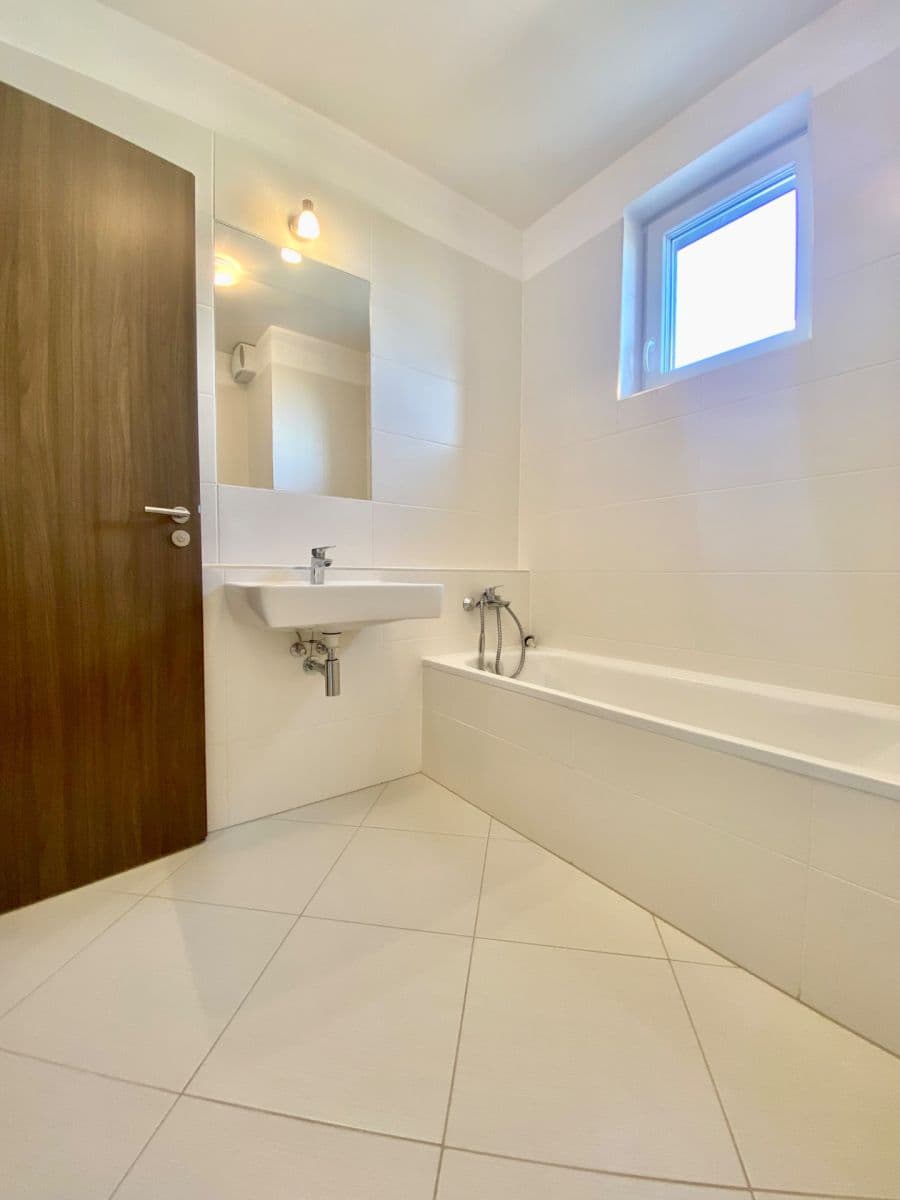 Pronájem bytu 1+kk 34 m², Stočesova, Praha, Praha Pronájem bytu 1+kk 34 m², Stočesova, Praha, Praha