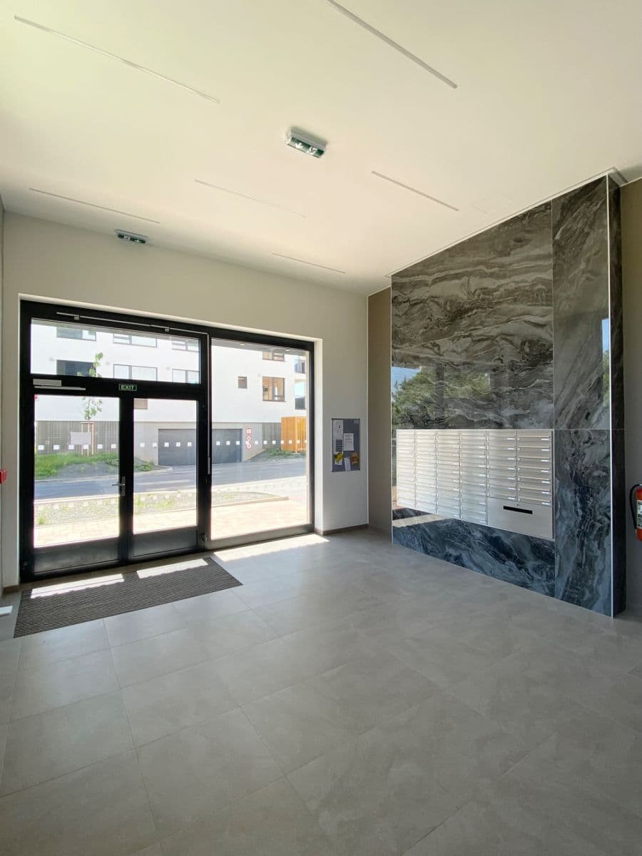 Pronájem bytu 1+kk 34 m², Stočesova, Praha, Praha Pronájem bytu 1+kk 34 m², Stočesova, Praha, Praha