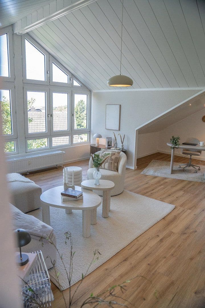 Prodej bytu 2+kk 76 m², Mülhein an der Ruhr, Severní Porýní-Vestfálsko Prodej bytu 2+kk 76 m², Mülhein an der Ruhr, Severní Porýní-Vestfálsko